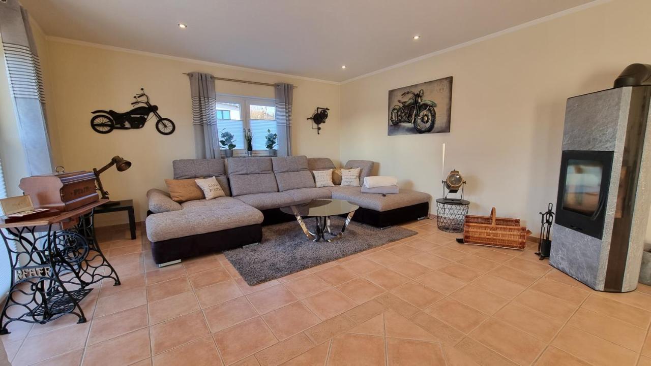 בנדורף Ferienhaus Antiquarius מראה חיצוני תמונה